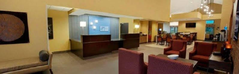 Holiday Inn Express Fredericksburg - Southpoint By Ihg Exterior photo